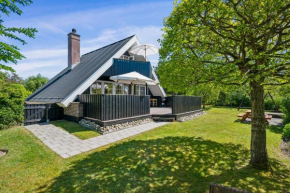 Well-Maintained And Cozy Holiday Home Near Ebeltoft, Ebeltoft